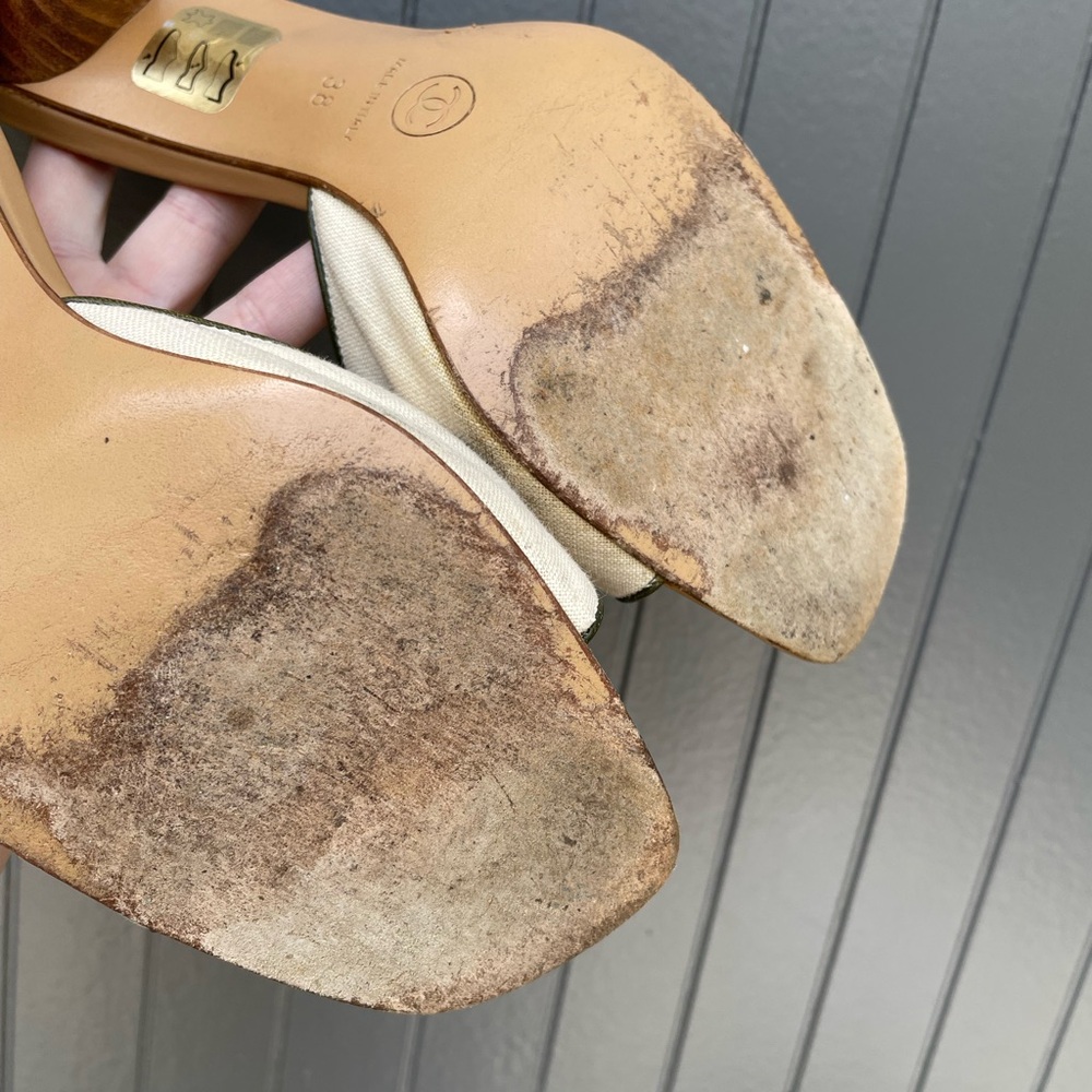Vintage Chanel Heels - Picture 8 of 10